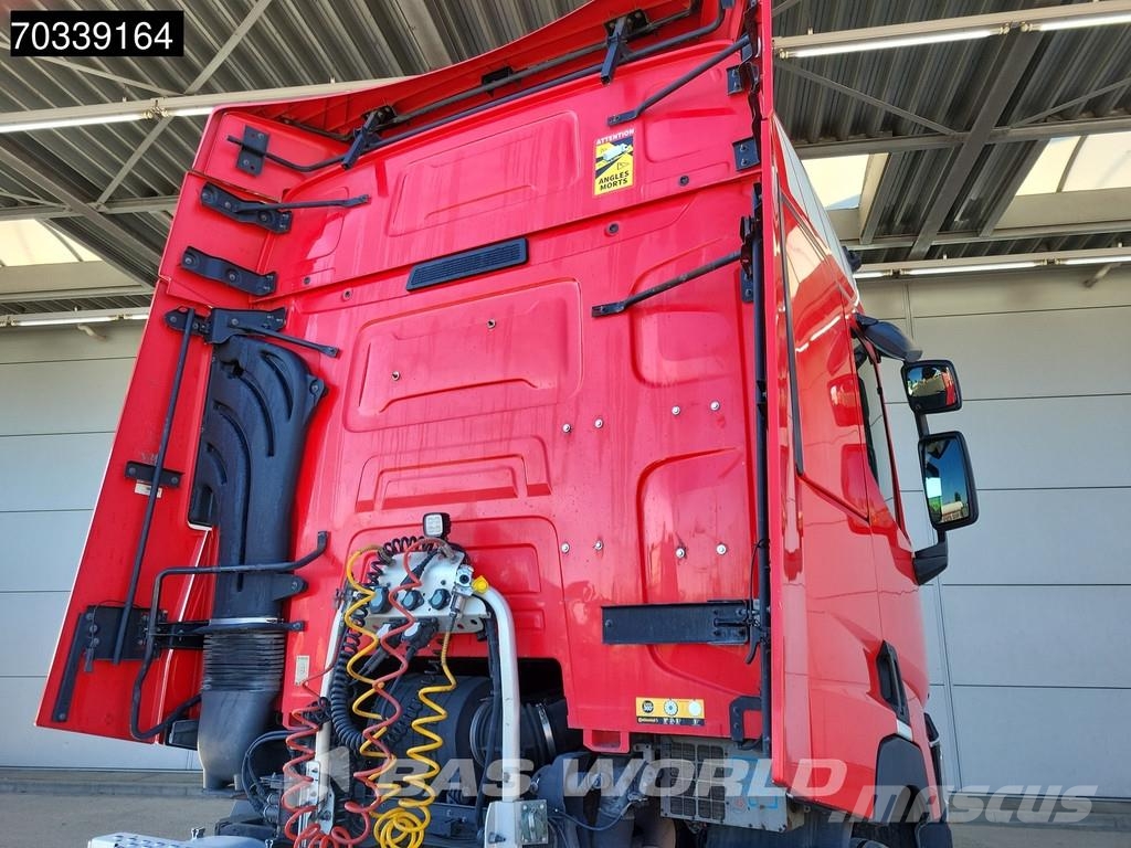 Renault T 460 6X2 SleeperCab Liftachse Standklima ACC PTO Sadulveokid