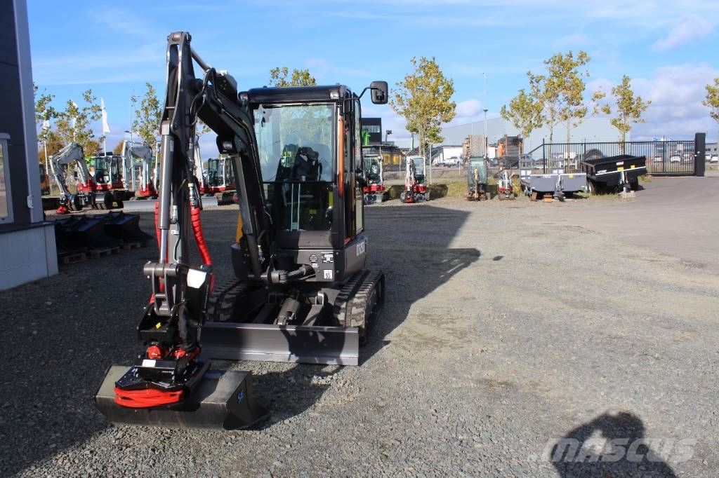 Ny Volvo ECR25D Minikoparki