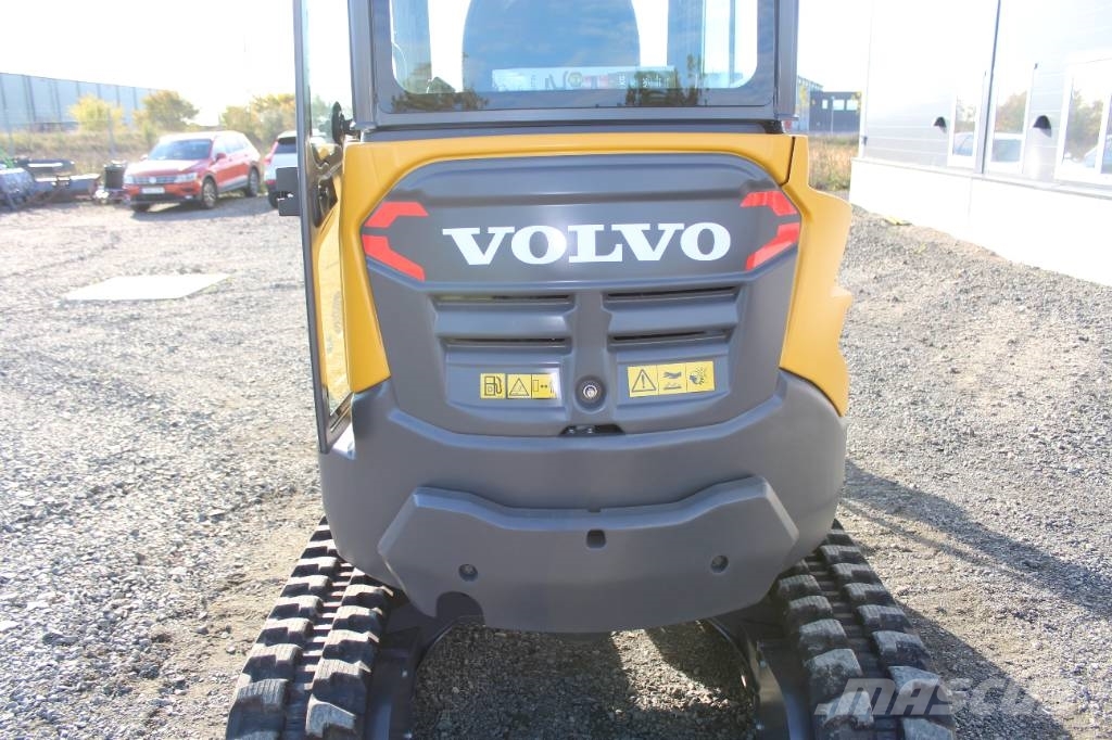 Ny Volvo ECR25D Minikoparki