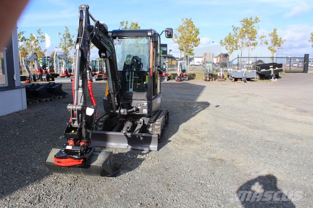 Ny Volvo ECR25D Minikoparki