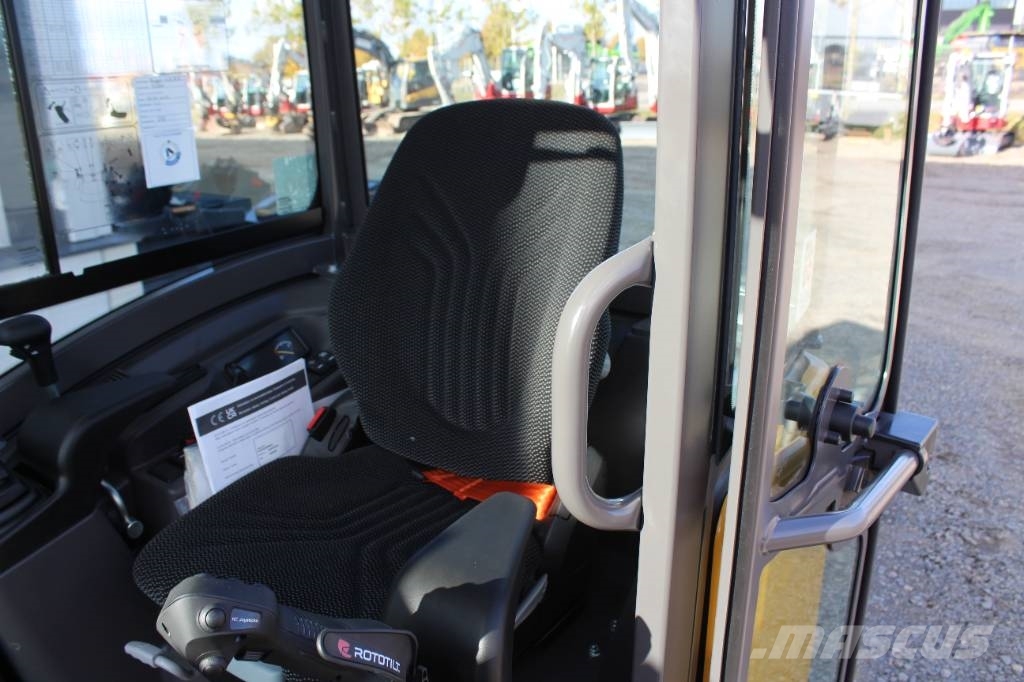 Ny Volvo ECR25D Minikoparki