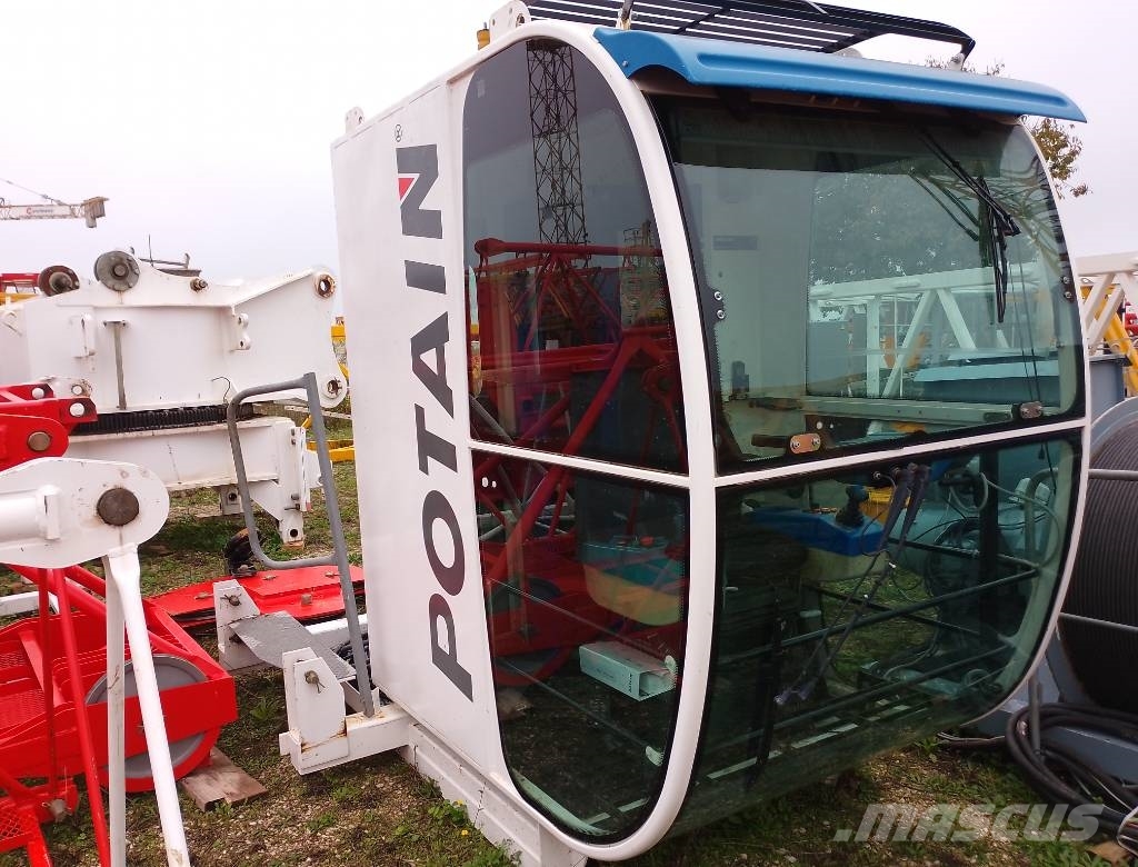 Potain MR225 塔式起重機