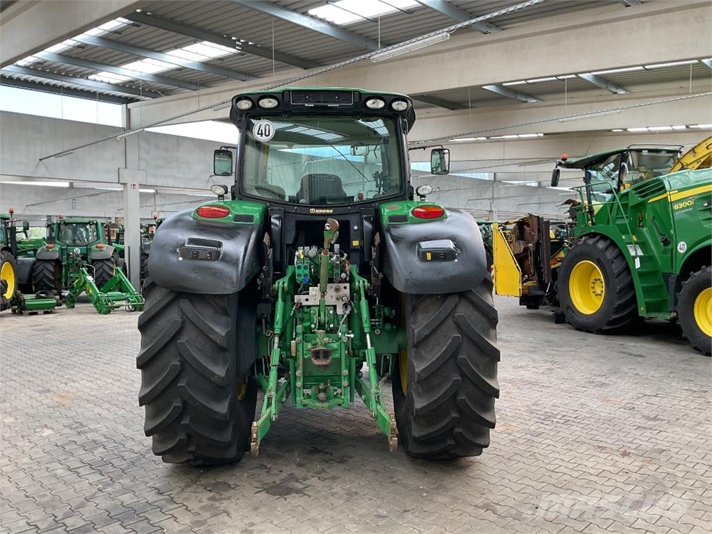 John Deere 6170R Tractoren