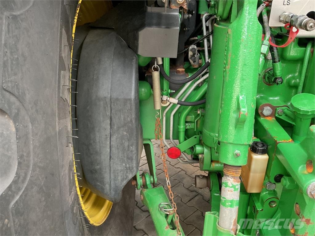 John Deere 6170R Tractoren