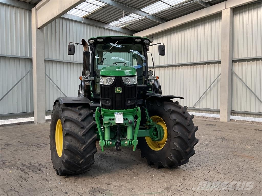 John Deere 6170R Tractoren