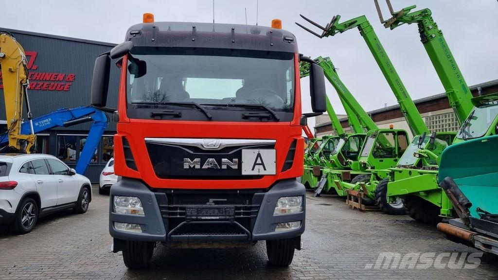 MAN 26.440 TGS Caminhões de caçamba basculante