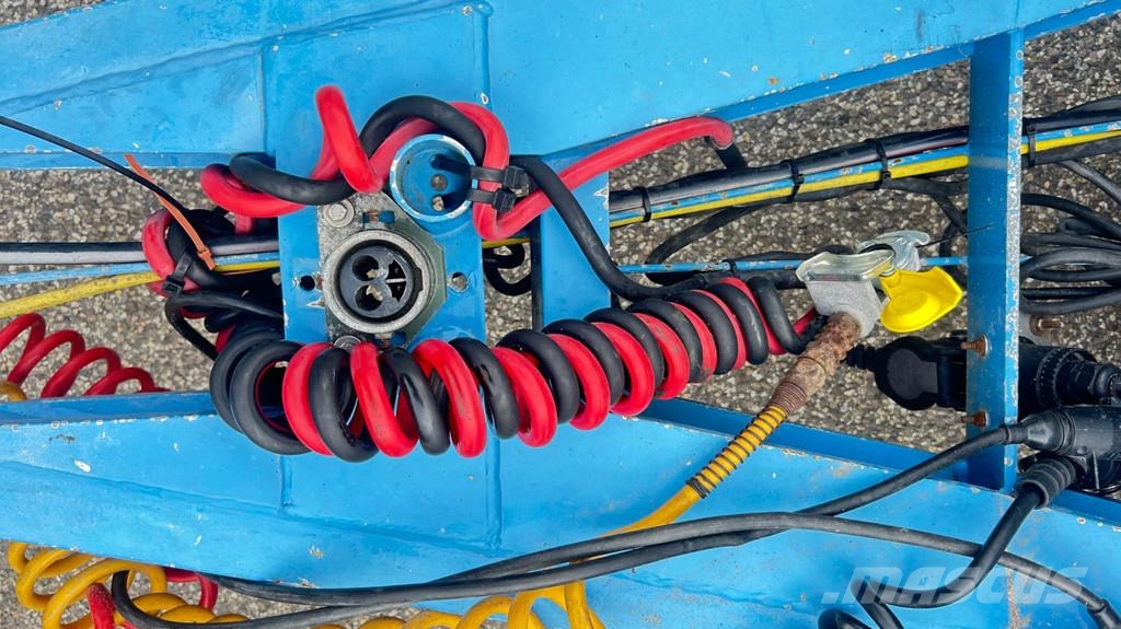 Nooteboom 3 asser | hydraulische bruggen | 30 ton | lift as Nizki nakladalci