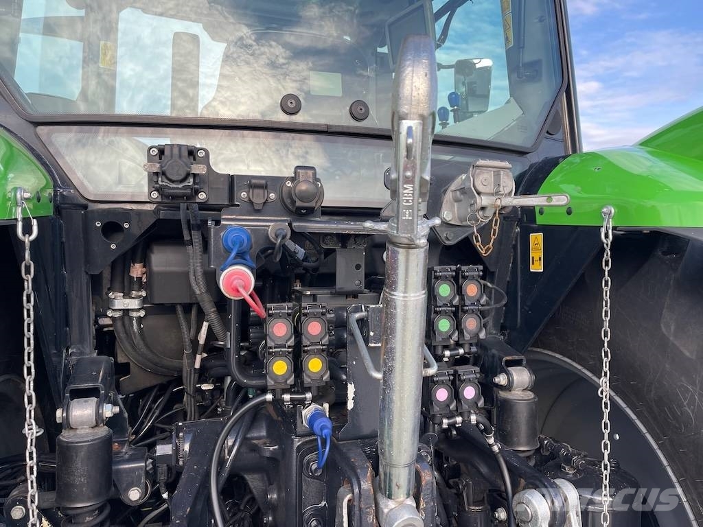 Deutz-Fahr 6135C RV Shift トラクター