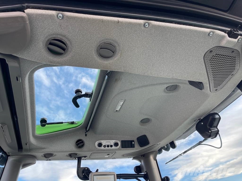 Deutz-Fahr 6135C RV Shift トラクター