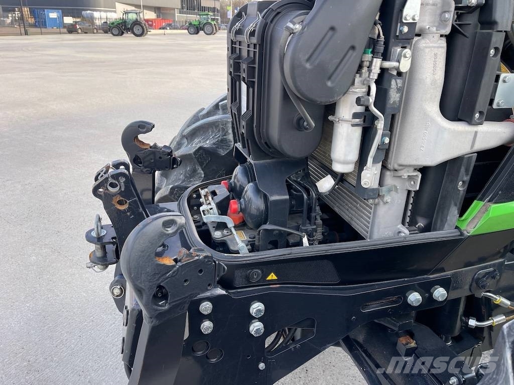 Deutz-Fahr 6135C RV Shift トラクター
