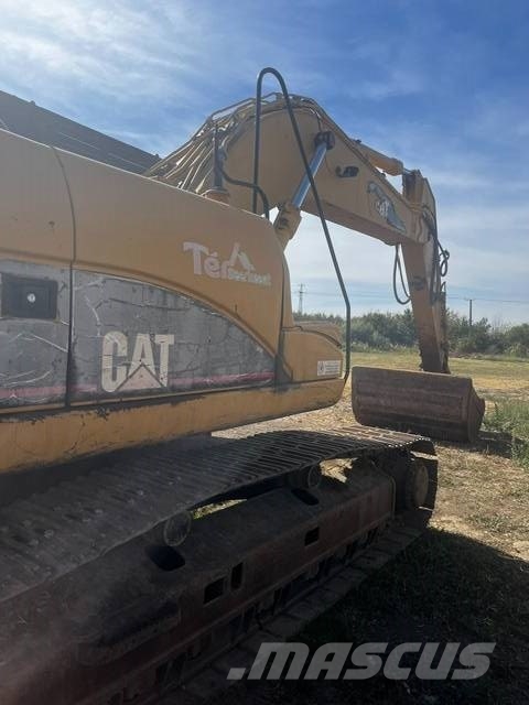 CAT CAT 325 D Lánctalpas kotrók