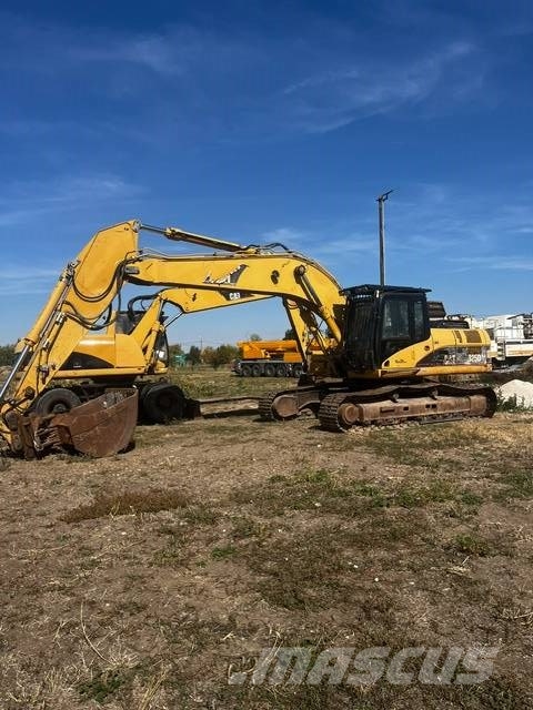 CAT CAT 325 D Lánctalpas kotrók