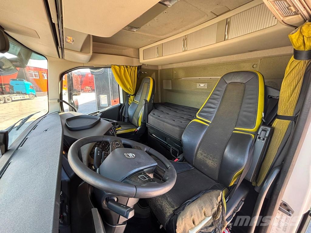 Volvo FH16 750 8x4*4 ALUMINIUM TIPPER BODY / EURO5 Bañeras basculantes usadas