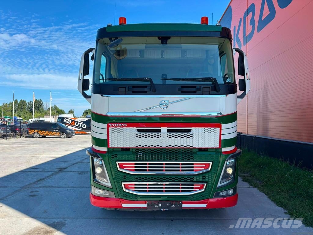 Volvo FH16 750 8x4*4 ALUMINIUM TIPPER BODY / EURO5 Bañeras basculantes usadas
