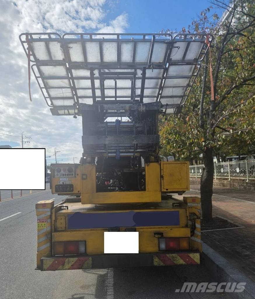 Horyong SF-620 Reachtruck voor hoog niveau