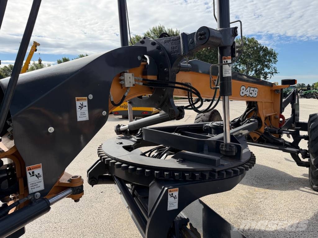 CASE 845 B VHP Graders