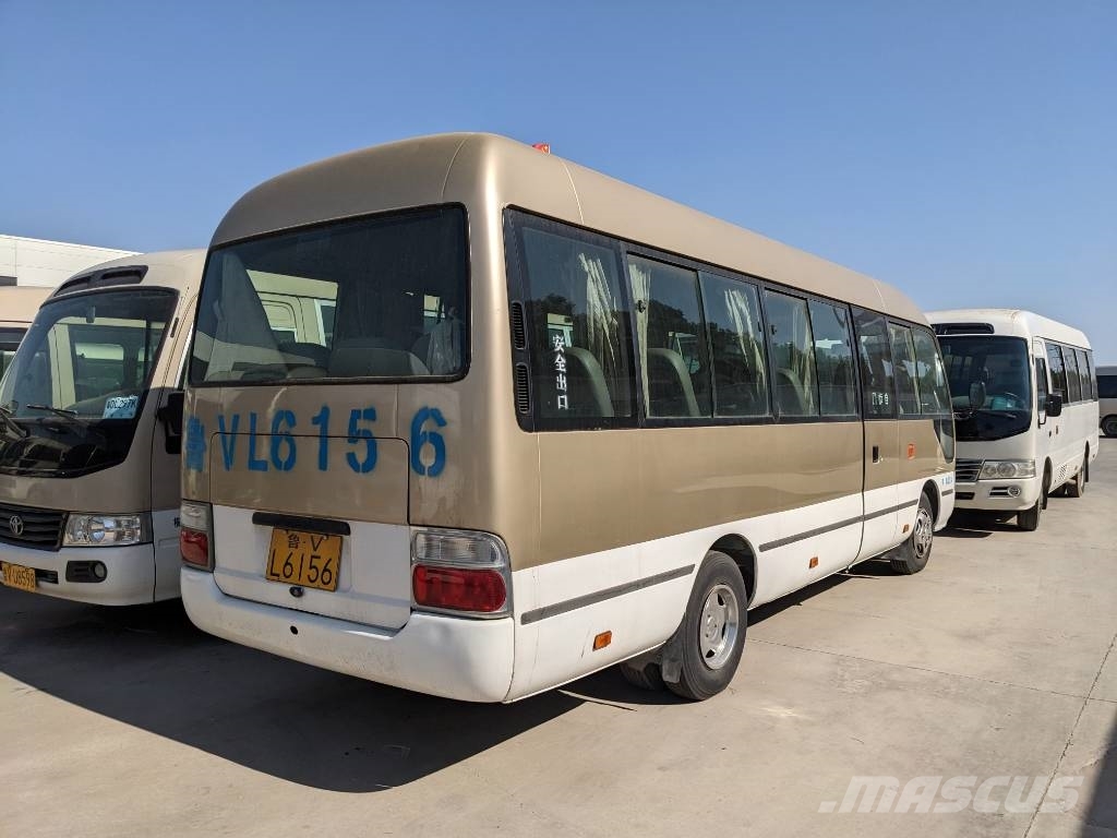 Toyota Coaster Bus 迷你巴士
