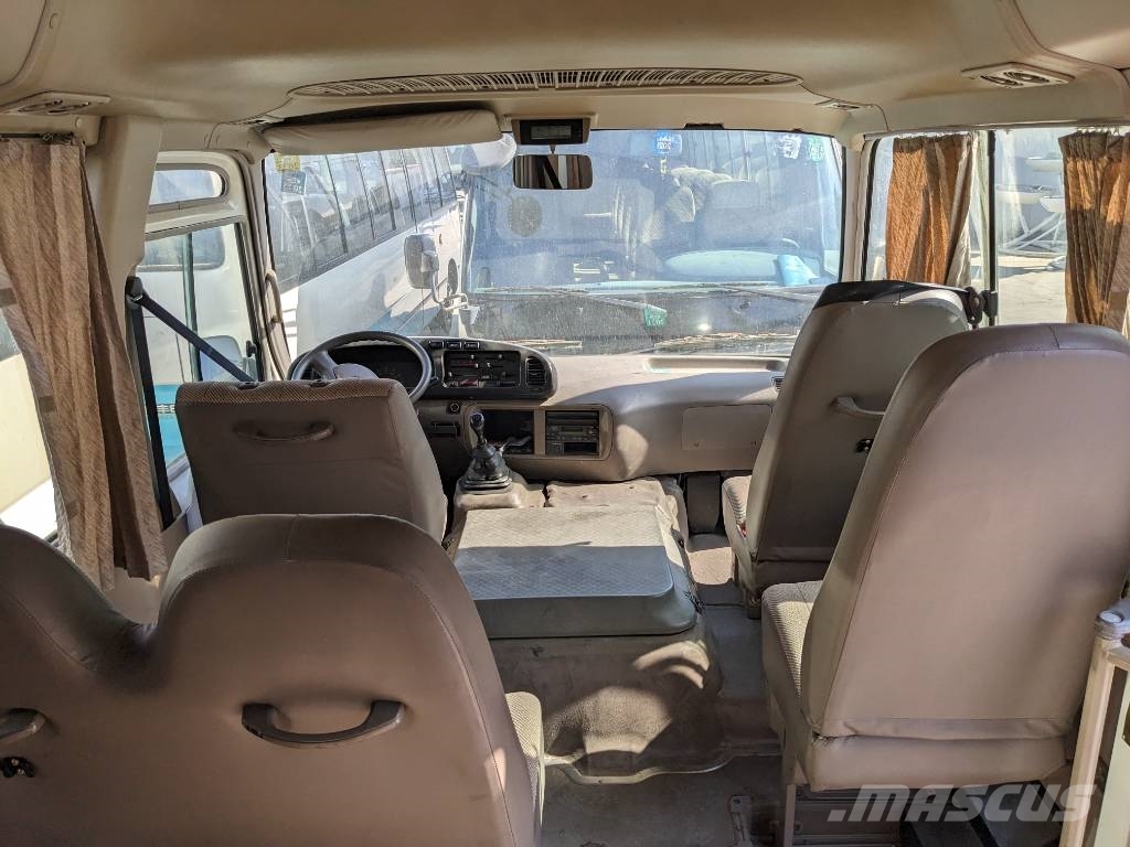 Toyota Coaster Bus 迷你巴士