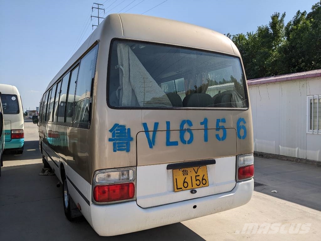 Toyota Coaster Bus 迷你巴士