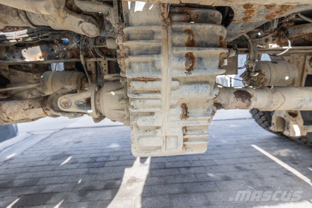 MAN TGS 18.400 BLS-4X4+LIEBHERR 10M3(2018) Betonikuorma-autot