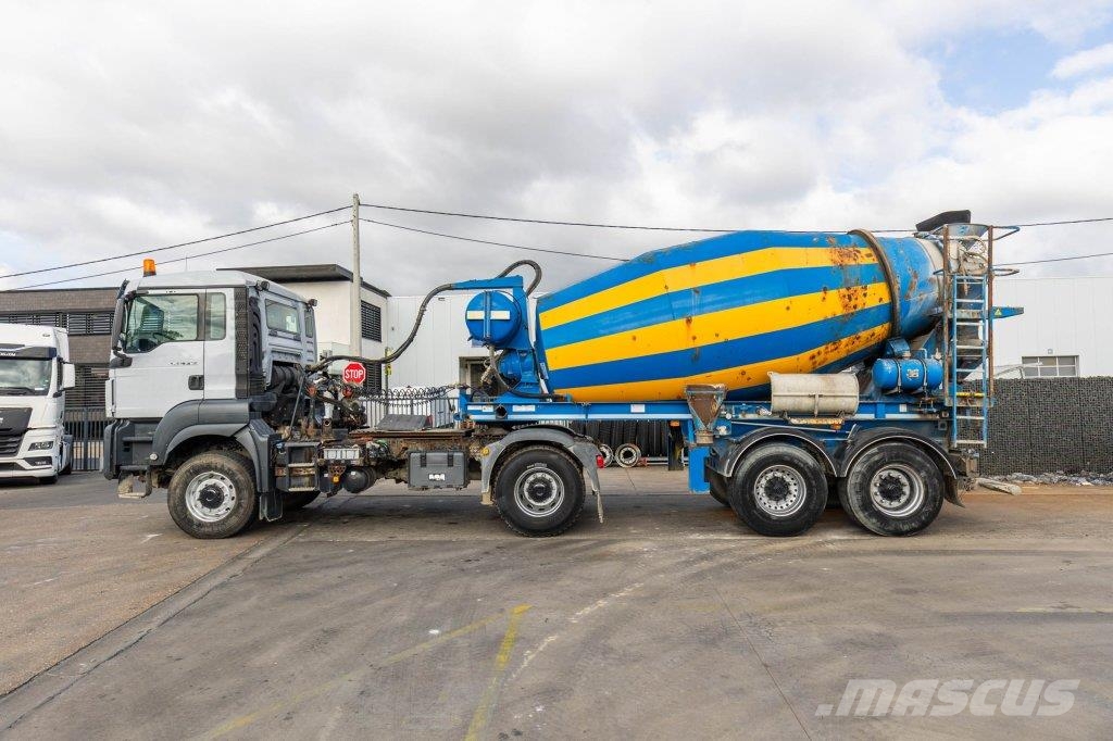 MAN TGS 18.400 BLS-4X4+LIEBHERR 10M3(2018) Betonikuorma-autot