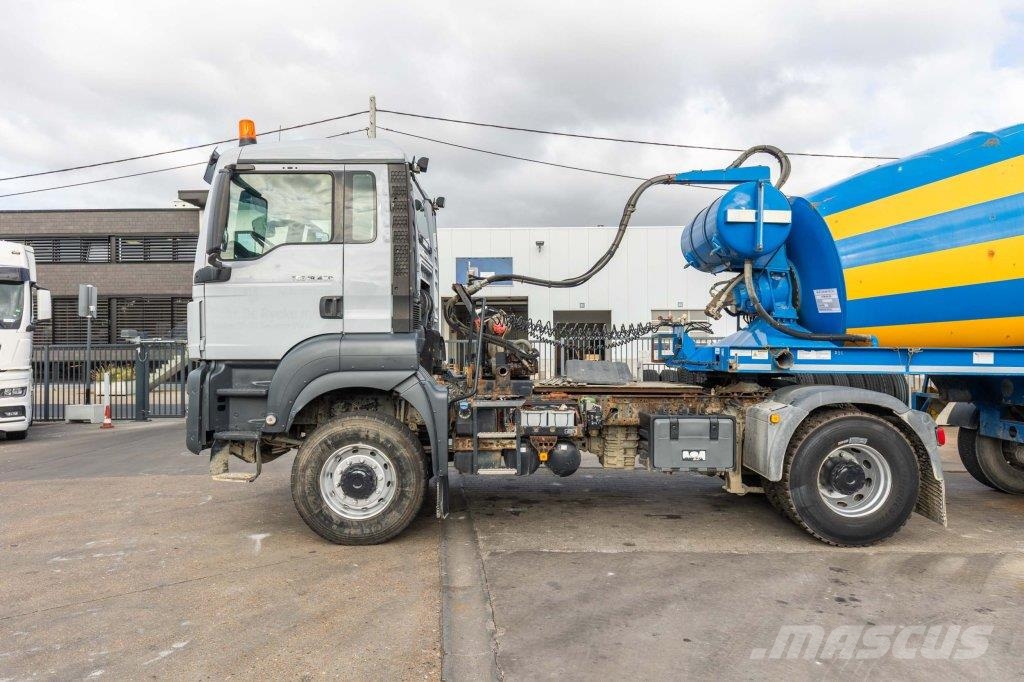 MAN TGS 18.400 BLS-4X4+LIEBHERR 10M3(2018) Betonikuorma-autot