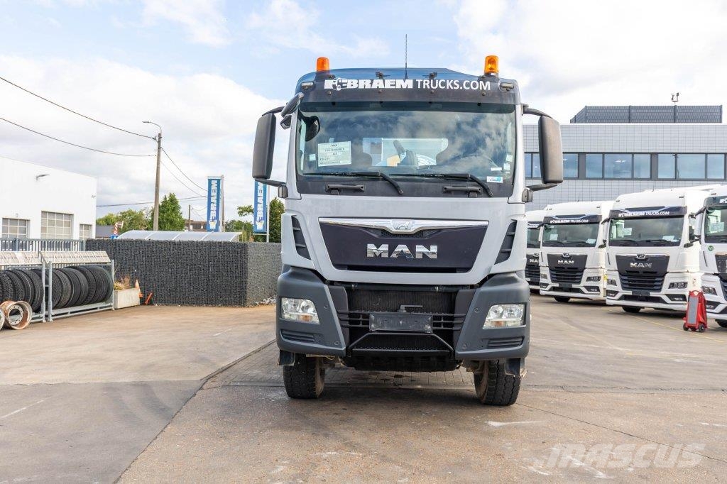MAN TGS 18.400 BLS-4X4+LIEBHERR 10M3(2018) Betonikuorma-autot