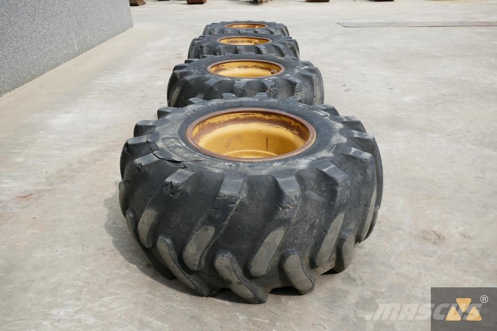 CAT Wheel GP 30.5L-32 Banden, wielen en velgen