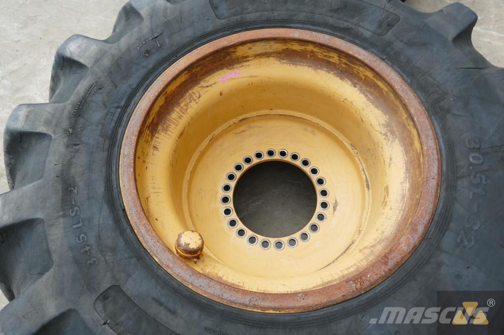 CAT Wheel GP 30.5L-32 Banden, wielen en velgen