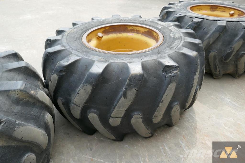 CAT Wheel GP 30.5L-32 Banden, wielen en velgen
