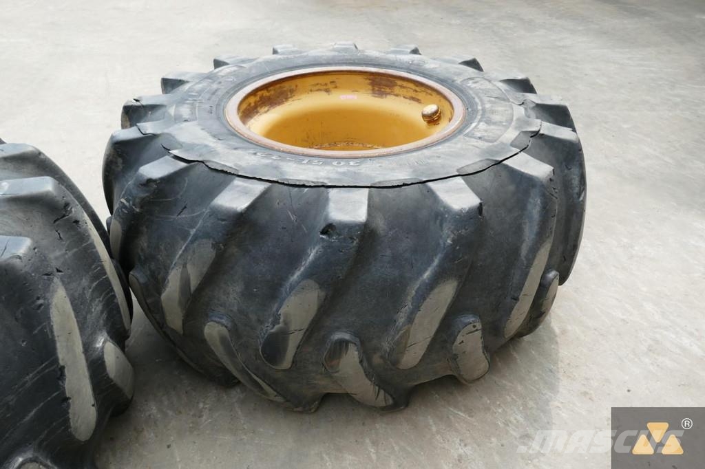 CAT Wheel GP 30.5L-32 Banden, wielen en velgen