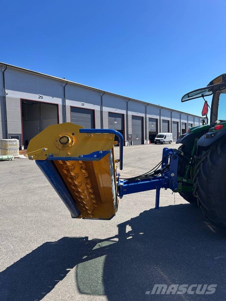 Bomford Turbo Mower Offset 220 Szárzúzók és fűkaszák