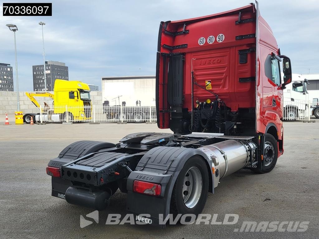 Iveco S-Way 460 S-Way 4X2 LNG! Retarder 2x Tanks Full-Ai Nyergesvontatók
