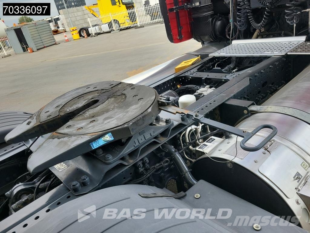 Iveco S-Way 460 S-Way 4X2 LNG! Retarder 2x Tanks Full-Ai Nyergesvontatók