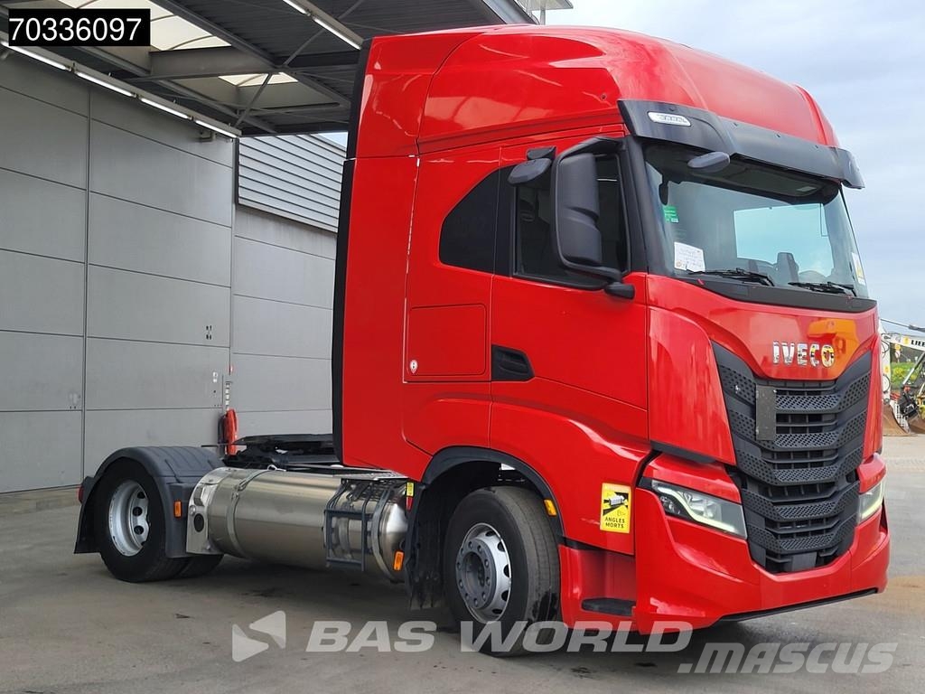 Iveco S-Way 460 S-Way 4X2 LNG! Retarder 2x Tanks Full-Ai Nyergesvontatók