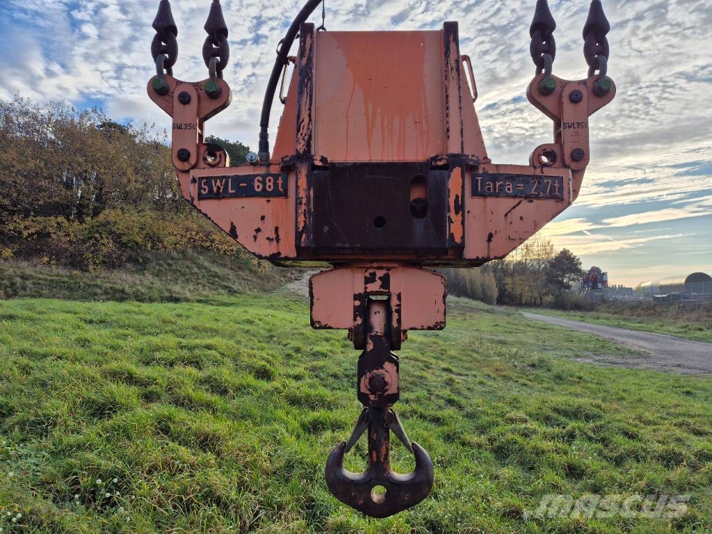 Liebherr LHM 250 Hafenkrane
