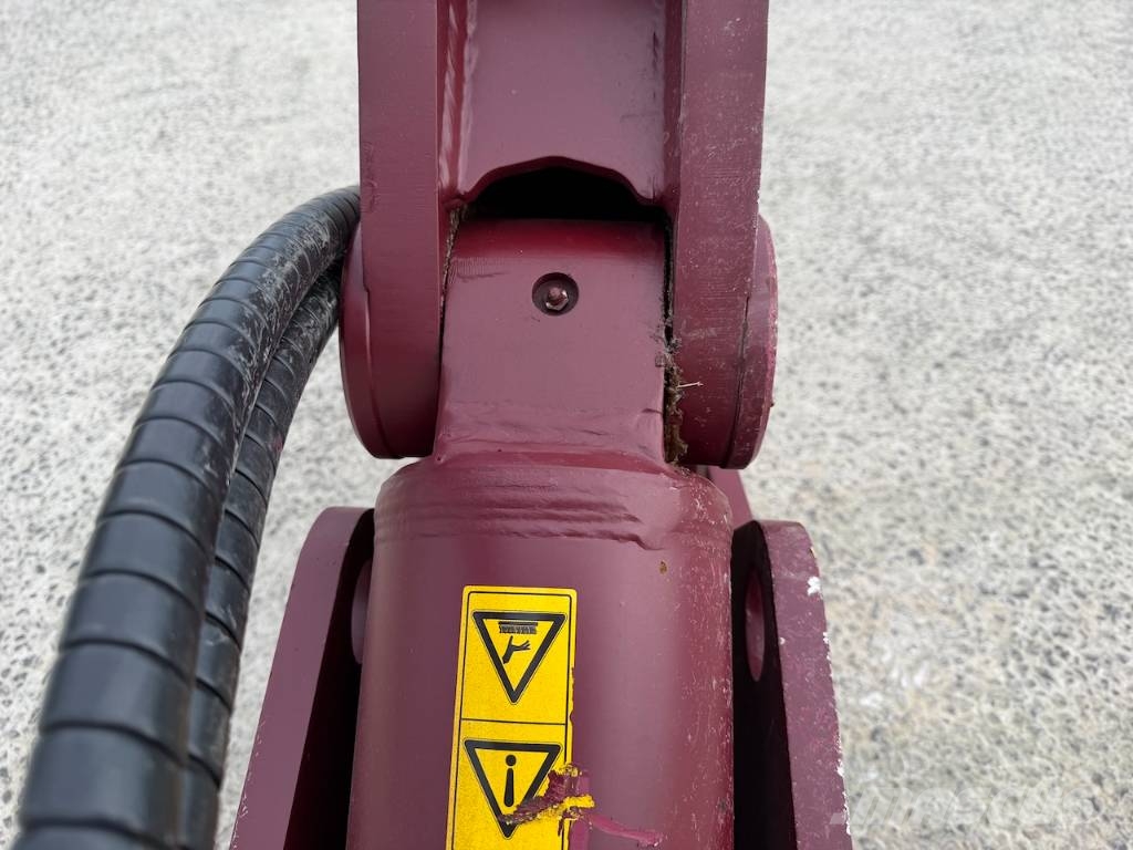 Hydroram HFP-4V Concrete crusher Trituradoras