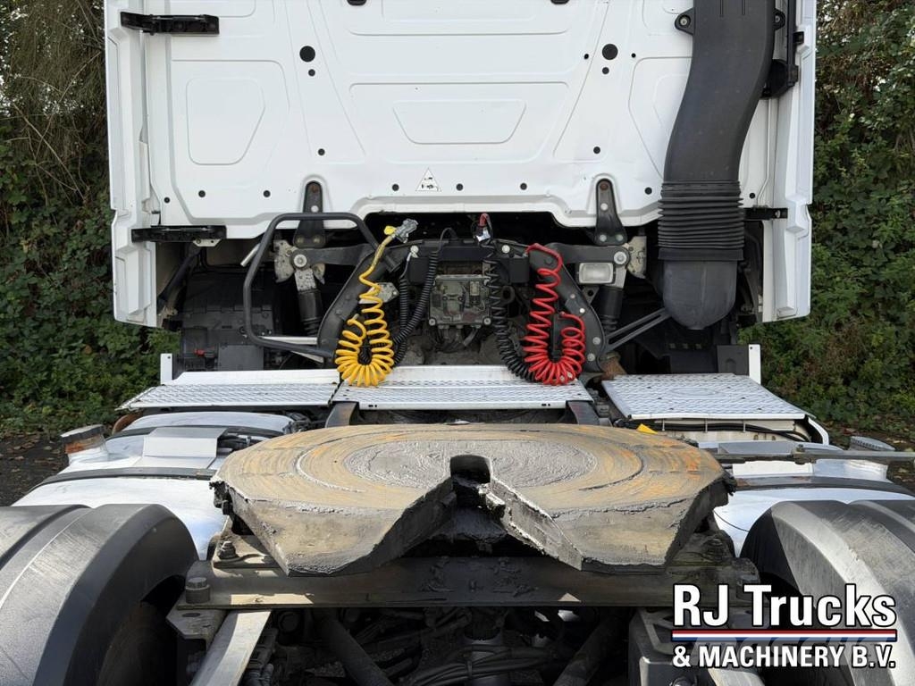 Mercedes-Benz Actros 1942 BigSpace - Full Spoiler | 2x Tank | 2x Vilcēji