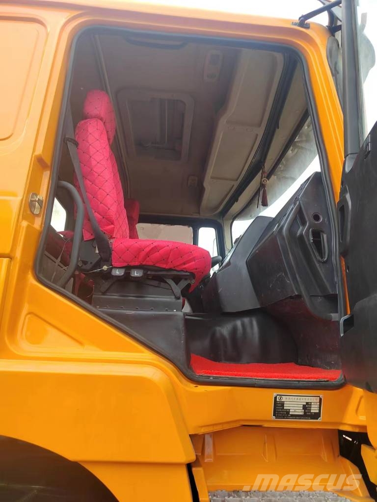 Shacman F3000 6x4 شاحنات قلابة
