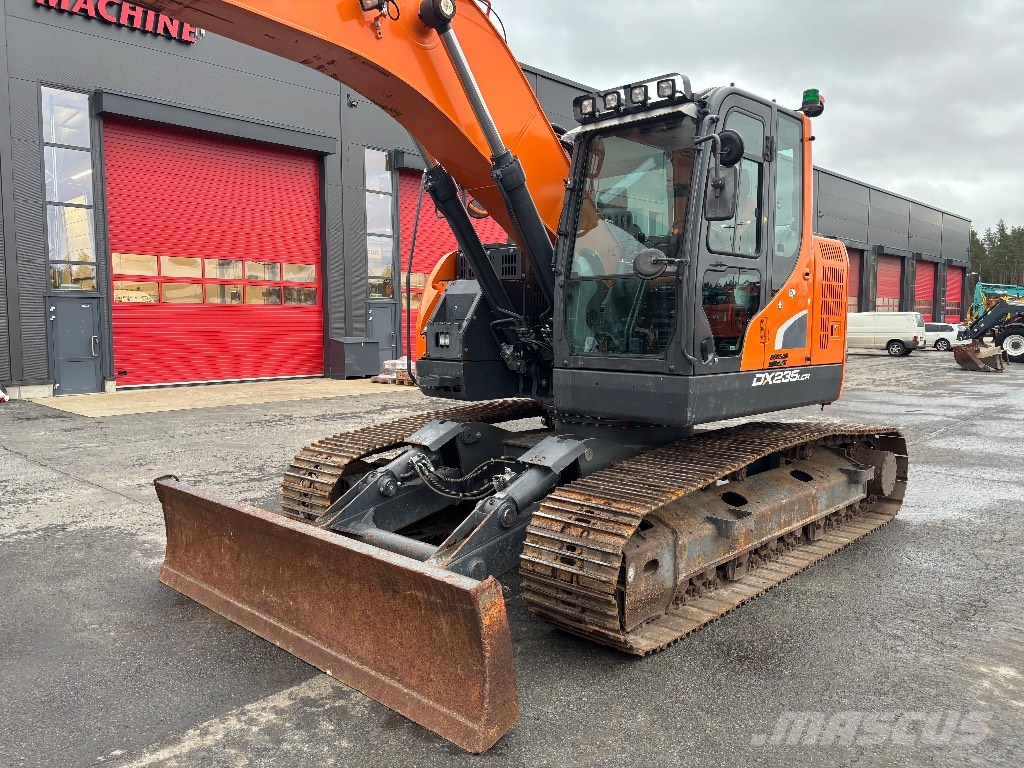 Doosan DX 235 LCR-7 / Puskulevy Telakaivukoneet