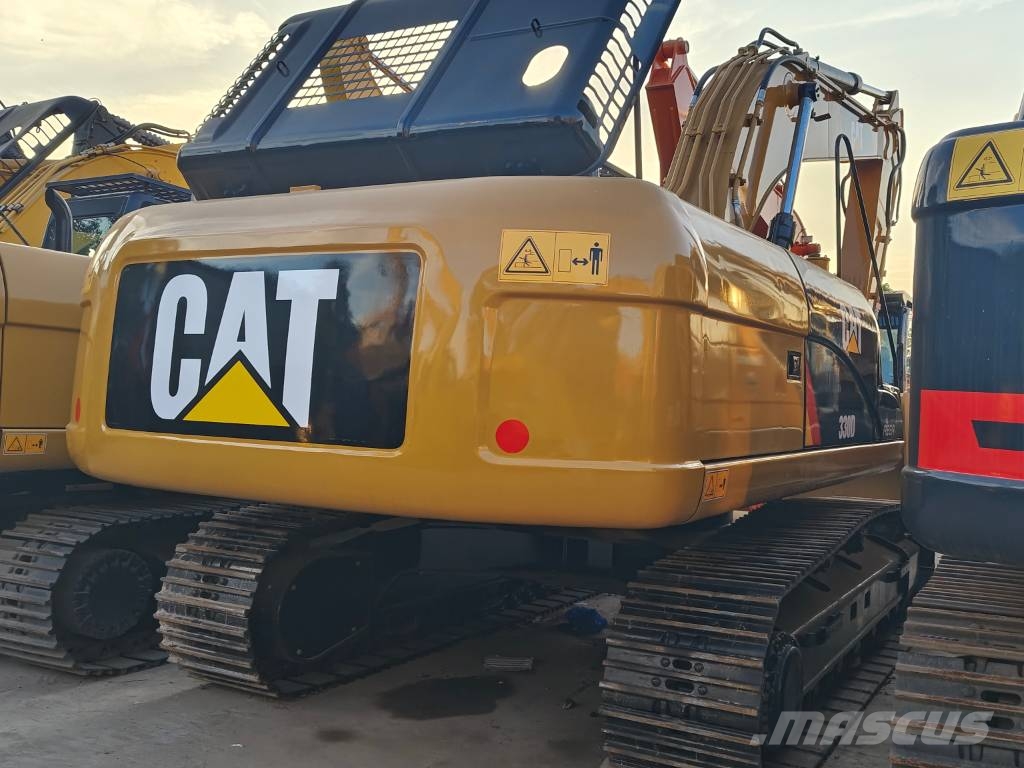 CAT 330 D Raupenbagger