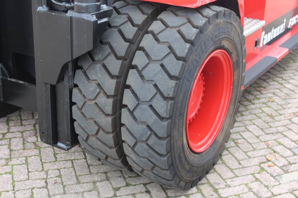 Fantuzzi FDC 180 RORO Diesel Trucker