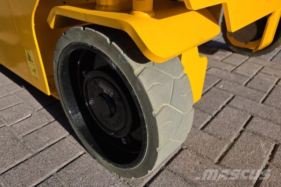 JCB S4550E Valid inspection, 16m Working Height, 230kg Ножични работни платформи