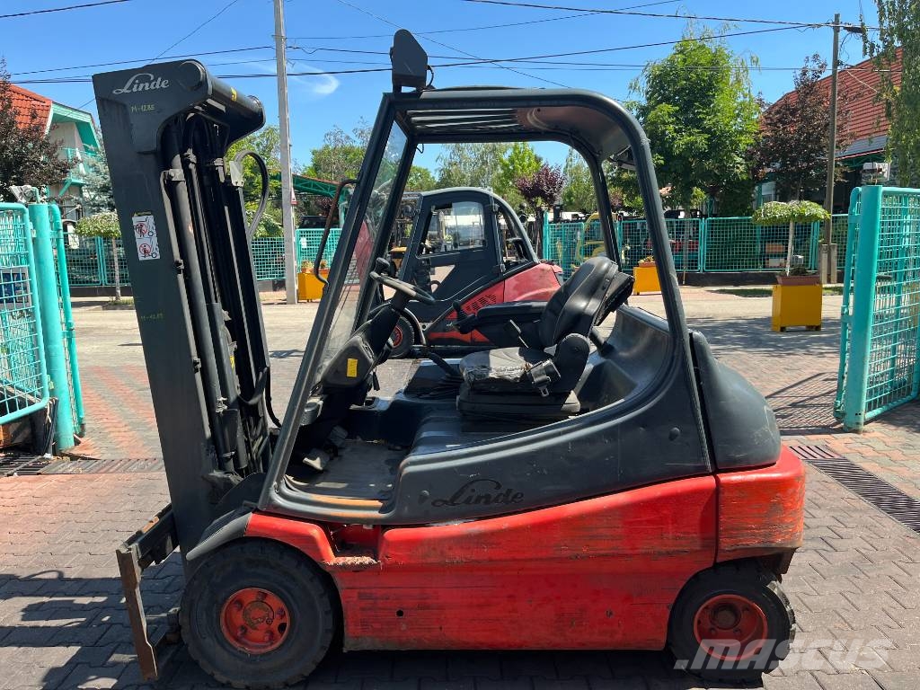 Linde E30/03 /336/ V-4281 INW OB Stivuitor electric