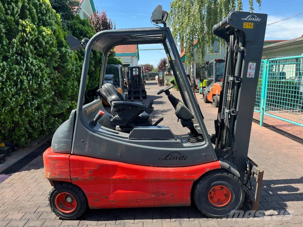Linde E30/03 /336/ V-4281 INW OB Stivuitor electric