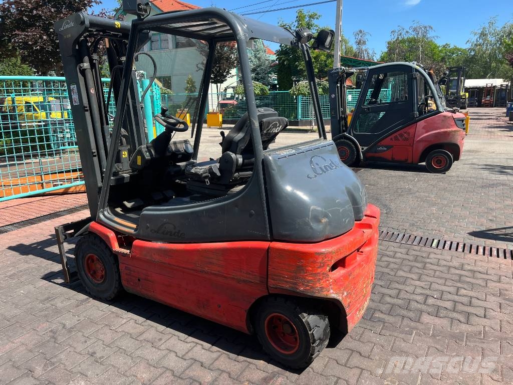 Linde E30/03 /336/ V-4281 INW OB Stivuitor electric