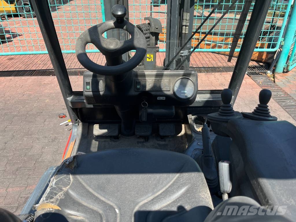 Linde E30/03 /336/ V-4281 INW OB Stivuitor electric