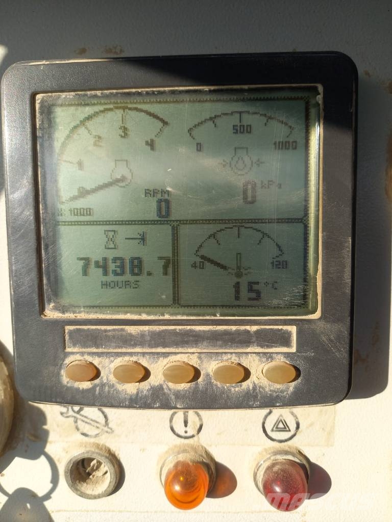 Terex Pegson 1100×800 mm Мобільні дробарки