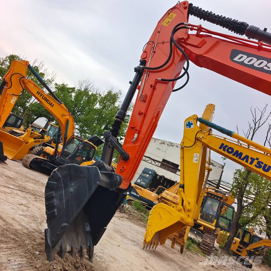 Doosan DX300 28th Anniversary Promotion Price Bageri gusjeničari