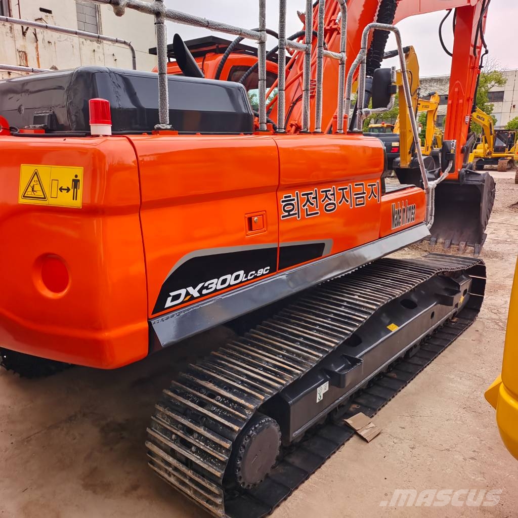 Doosan DX300 28th Anniversary Promotion Price Bageri gusjeničari